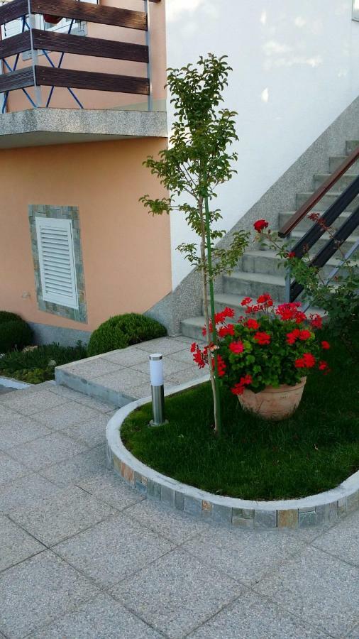 Apartman I Studio Apartman Majoli Kukuljanovo Dış mekan fotoğraf